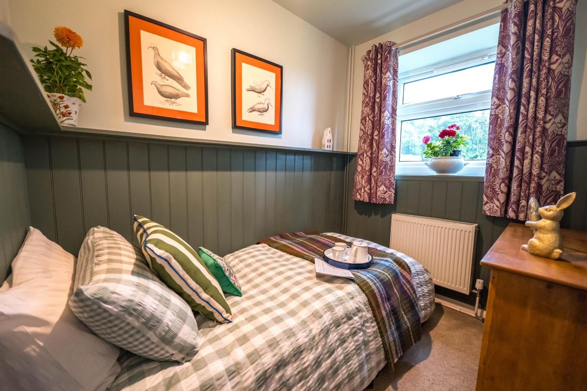 Large Country Cottage, Sleeps 8 - Spa Facilities, Garden Bar, Catering Services, Free Parking, Nature Reserve, Hen Parties 스컨소프 외부 사진