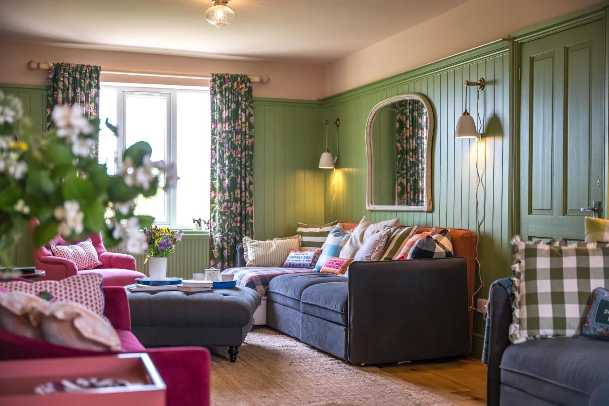 Large Country Cottage, Sleeps 8 - Spa Facilities, Garden Bar, Catering Services, Free Parking, Nature Reserve, Hen Parties 스컨소프 외부 사진