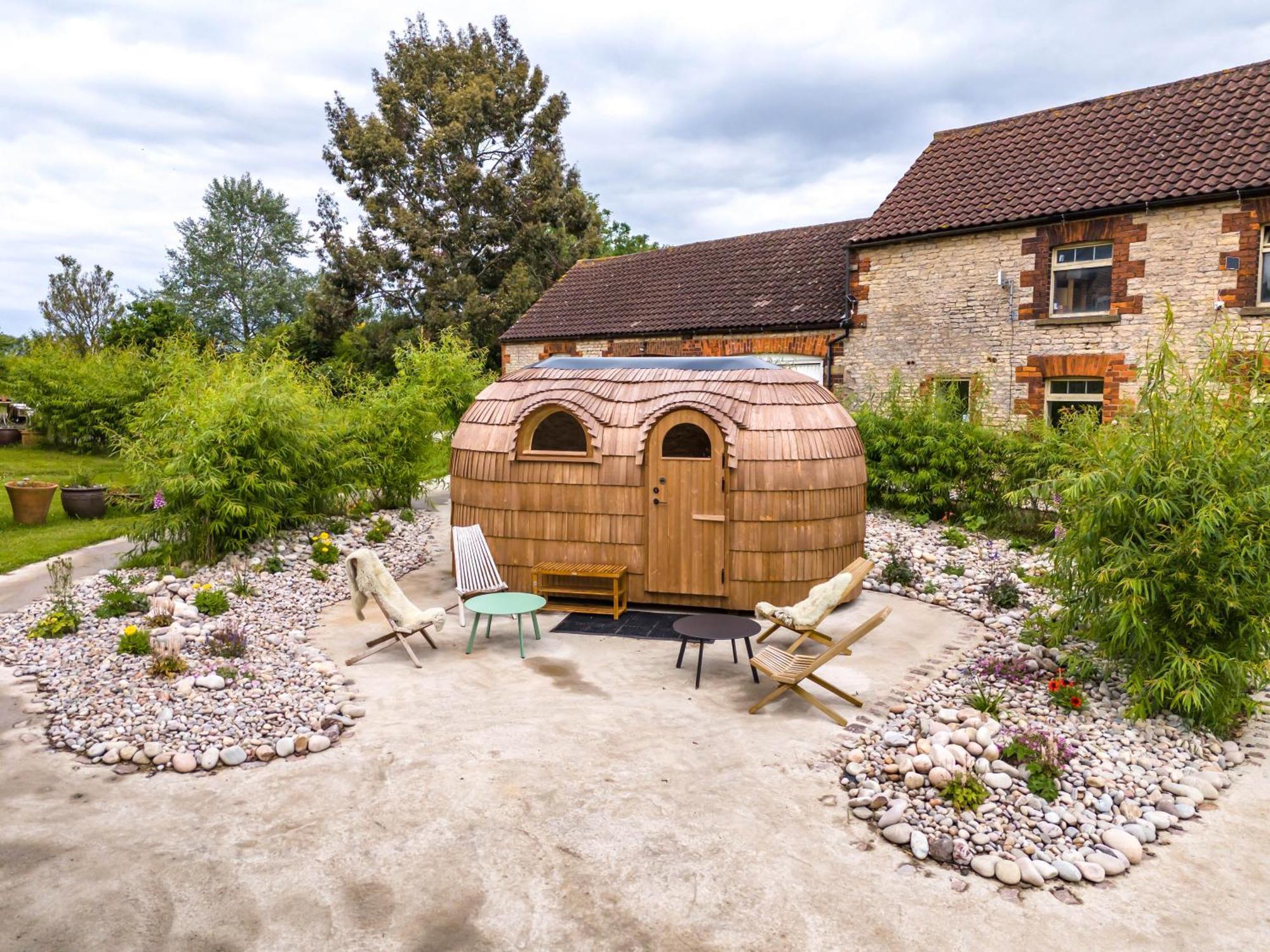 Large Country Cottage, Sleeps 8 - Spa Facilities, Garden Bar, Catering Services, Free Parking, Nature Reserve, Hen Parties 스컨소프 외부 사진