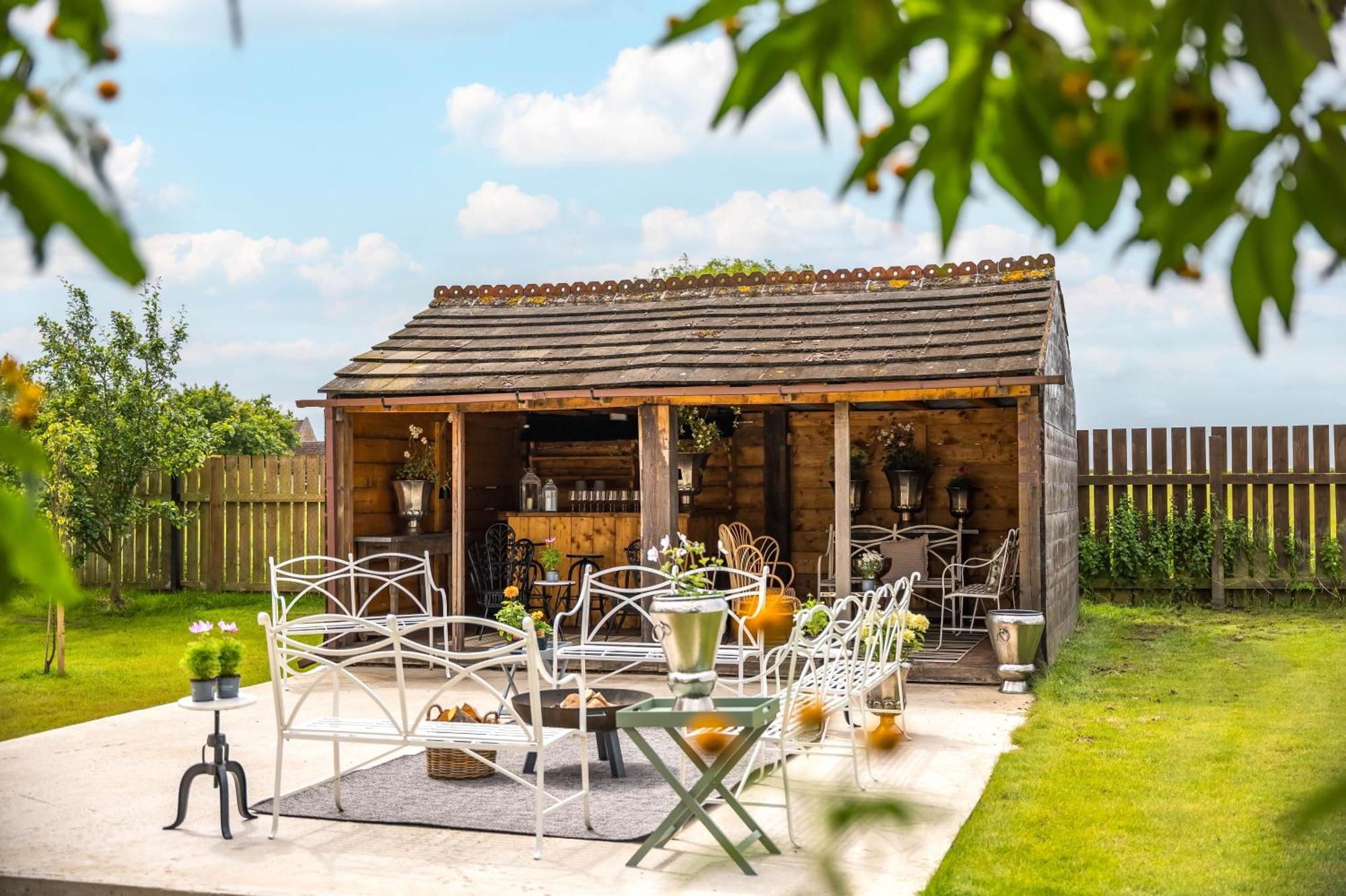 Large Country Cottage, Sleeps 8 - Spa Facilities, Garden Bar, Catering Services, Free Parking, Nature Reserve, Hen Parties 스컨소프 외부 사진